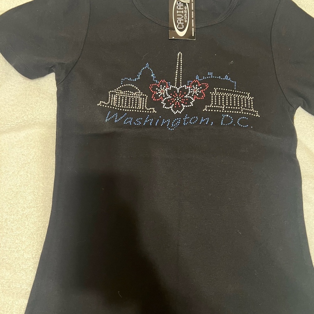 Black women  T-Shirt with Washington D.C. Design